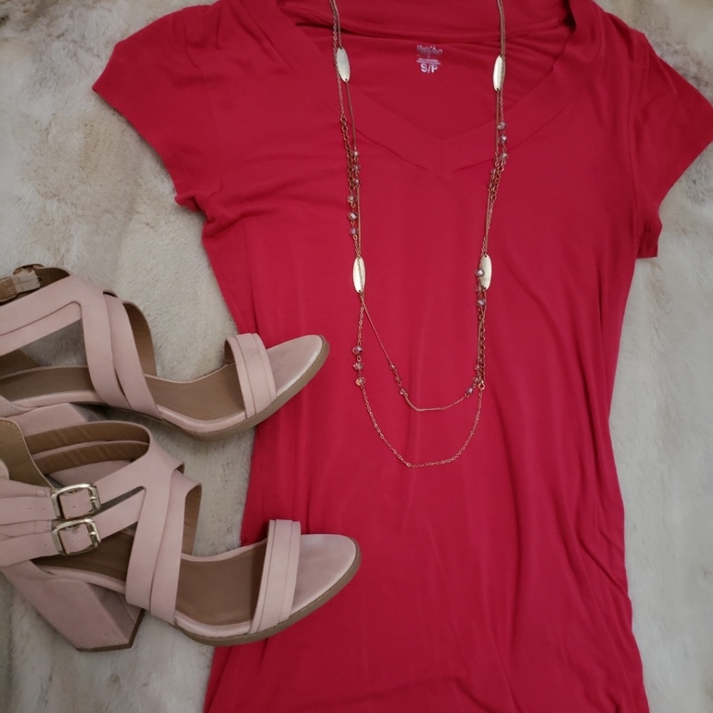 Fitted tee